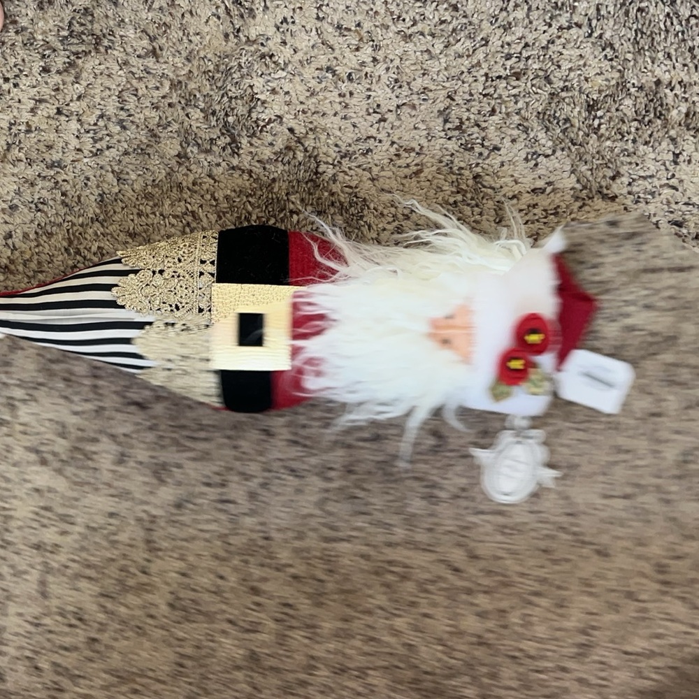 NEW WITHOUT TAGS DEMDACO LENAE MAY HANGING SANTA